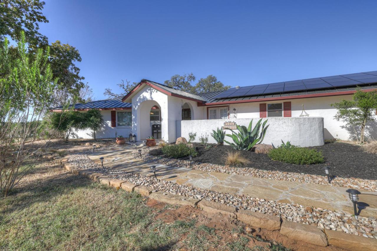 Casa Bonita Firepit-Grill & Hill Country Views! Villa Fredericksburg Exterior photo