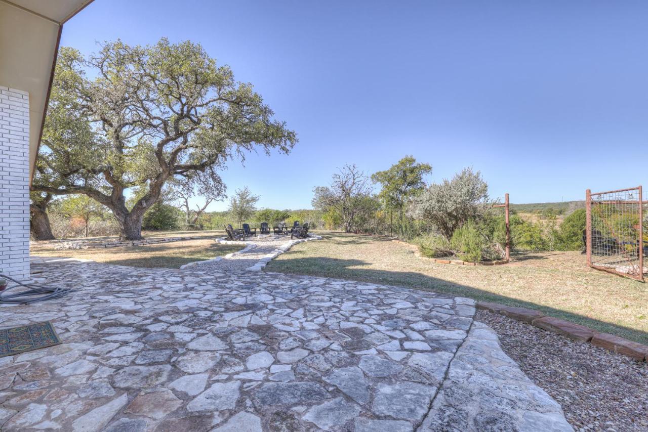 Casa Bonita Firepit-Grill & Hill Country Views! Villa Fredericksburg Exterior photo