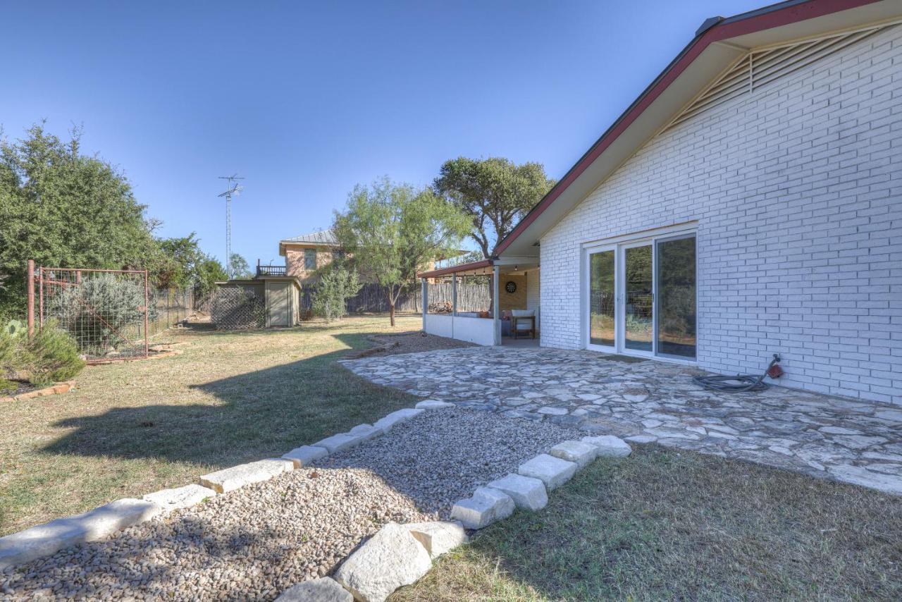 Casa Bonita Firepit-Grill & Hill Country Views! Villa Fredericksburg Exterior photo